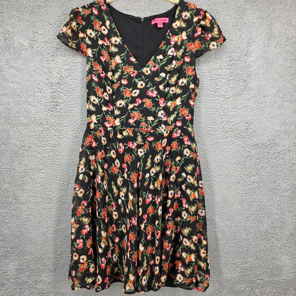 Betsey Johnson Size 6 Floral Print‎ Dress Black V Neck Short Sleeve
